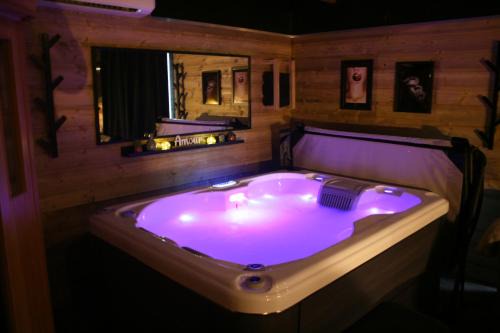 Lozinghem Casa | Le Chalet des Amoureux SPA Sauna