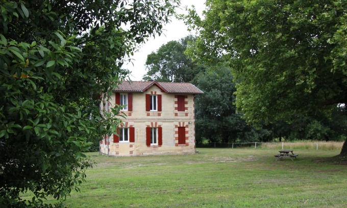 Cussac-Fort-Medoc Casa | Le Chalet du Jardinier