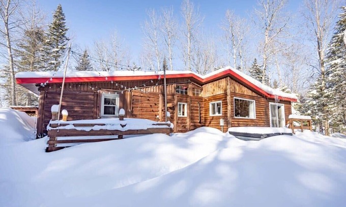 Mandeville Cabina | Le Chaperon Rouge | hot tub | dogfriendly