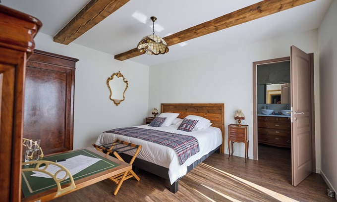 Sessenheim Cama Y Desayuno | LE CLOS DE LA VIEILLE DAME Premium guest rooms including breakfast