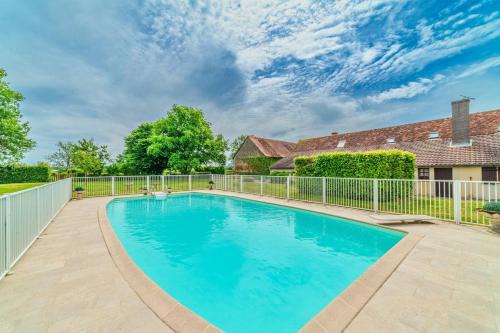 Gueugnon Casa | Le Clos de Villecourt - Piscine Privée