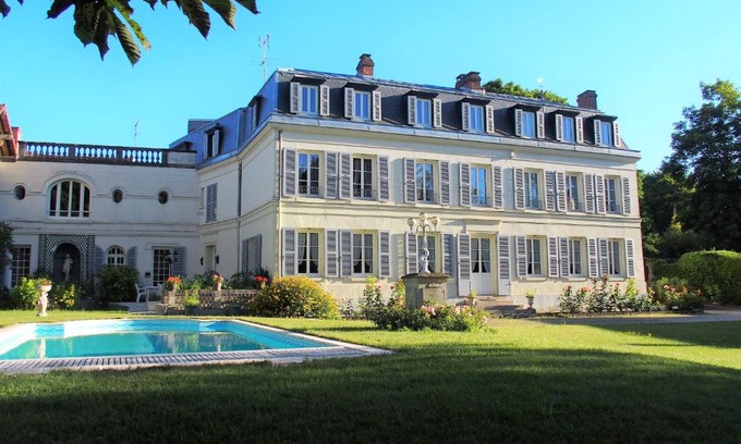 Asnieres-sur-Oise Cama Y Desayuno | Le Clos des Fées