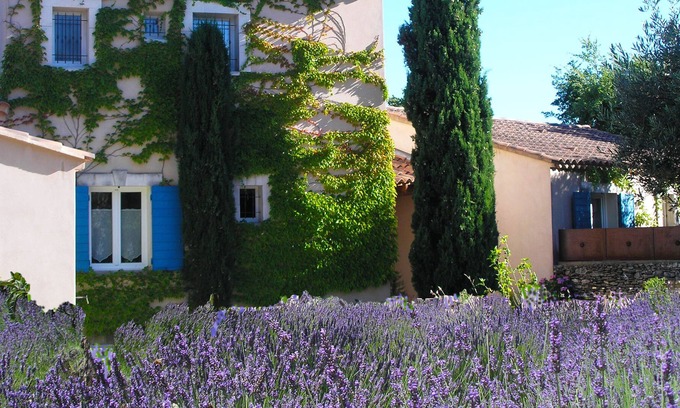 Lacoste Cama Y Desayuno | Le Clos des Lavandes