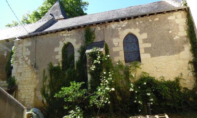 Courchamps Apartamento | LE COMPOSTELLE PRIEURE GITE LES MEDIEVALES