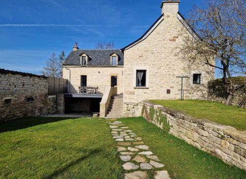 Bozouls Casa | Le Coustouzet - Gîte 10 personnes Bozouls