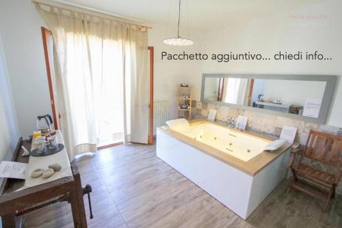 Catignano Cama Y Desayuno | Le Cromie Catignano