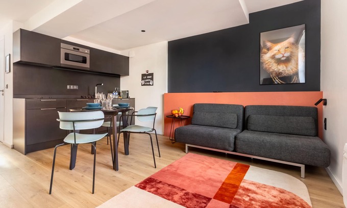 Old Lille Apartamento | Le De Gaulle-Apartamento-Premium-Baño con ducha-Vista a la Calle