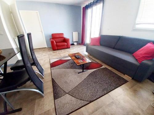 Bobigny Casa | Le Diplomate Tramway Balcon Parking et Wifi