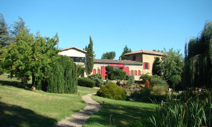 Chasse-sur-Rhone Cama Y Desayuno | LE DOMAINE DE GORNETON