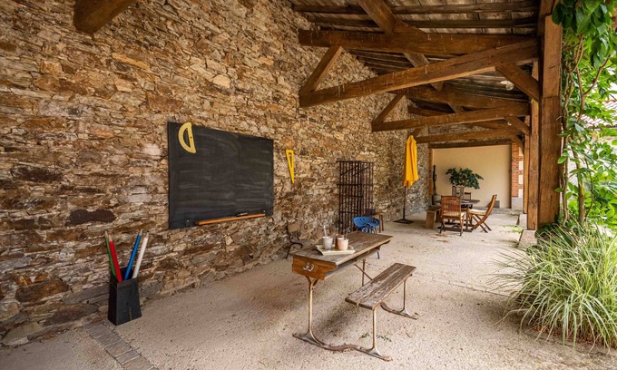 Bouffere Casa | Le Domaine des Écoliers