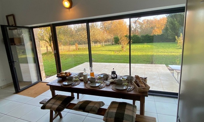Varzay Casa | Le Domaine du Petit Bois, gîte Le Verger