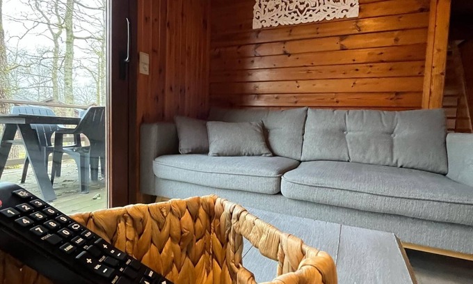 Somme-Leuze Chalet De Esquí | Le Forêv'Heure chalet just a stone's throw from Durbuy