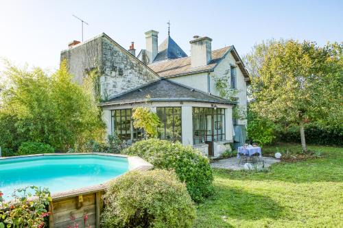 Breze Casa | Le Gîte du Château Fouquet - Piscine privée
