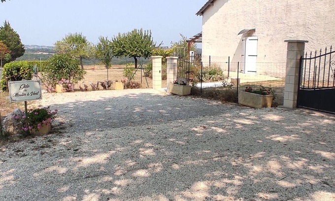 Plazac Casa | Le Gîte du Moulin à Vent
