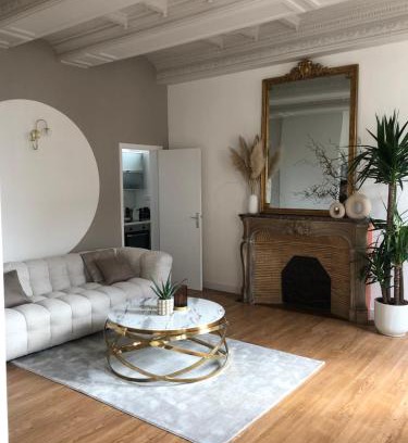 Old Town Apartamento | Le Golden - Charme et confort en plein cœur de Troyes - Parking privé