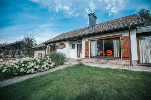 Longfaye Chalet De Esquí | Le Héron 28pers, Malmedy- Home cinéma, balnéo, sauna, jardin