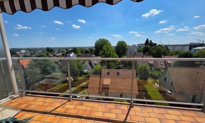 Quartier Malherbe Apartamento | Le haie vigné, large quiet apartment close to town center