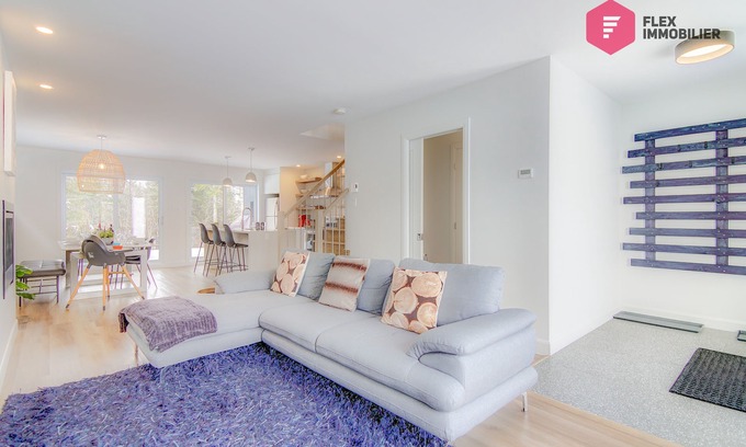 Pont-Rouge Cabaña | Le Harfang de Portneuf / Firepit Fireplace SPA Pool Sauna Billiards Trails