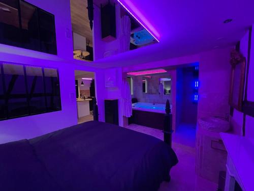 Quartier Vieux Marche-Cathedrale Apartamento | Le Jacuzzi