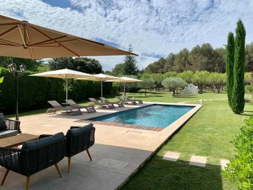 Chateaurenard Cama Y Desayuno | Le Jardin des Amandiers