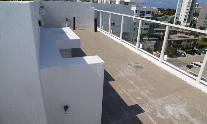 Bal Harbour Apartamento | Le Jardin Miami