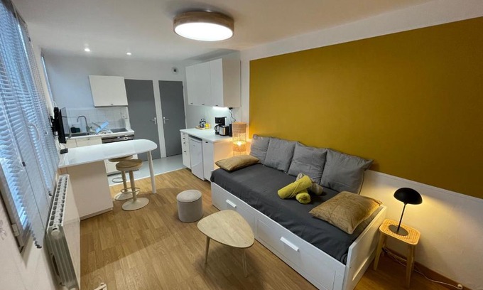 Coteaux Ouest Apartamento | Le Kitsune - Studio refait a neuf avec parking