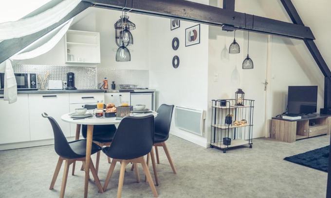 Saint-Pol-sur-Mer Apartamento | Le loft superbe studio avec stationnement gratuit