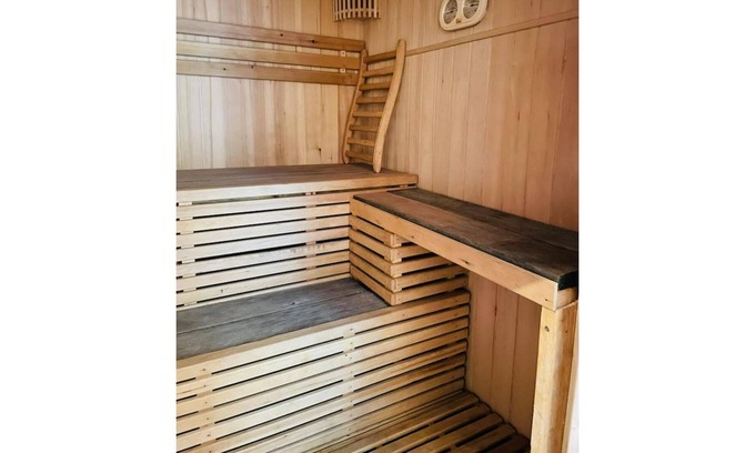 Rochefort-Montagne Otro | Le Lys holiday home, private courtyard and sauna.