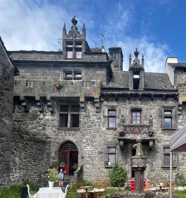 Besse-en-Chandesse Casa | Le Manoir des Remparts de Besse