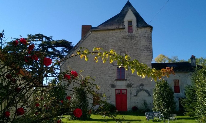 Saires Cama Y Desayuno | Le Manoir des Roches