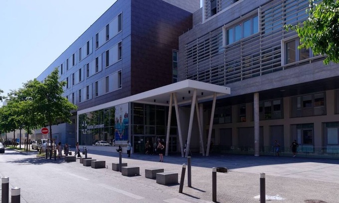 La Villette Apartamento | Le Bourgeois 3 min walk from the European Hospital