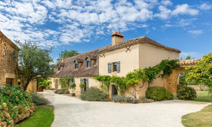 Sainte Croix de Beaumont Casa | Le Mas: lujo de 5 estrellas con piscina privada climatizada y vistas impresionantes