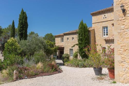 Uzes Cama Y Desayuno | Le Mas des Alexandrins