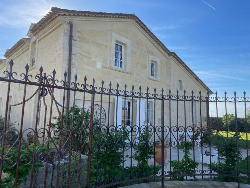 Puisseguin Apartamento | LE MAYNE