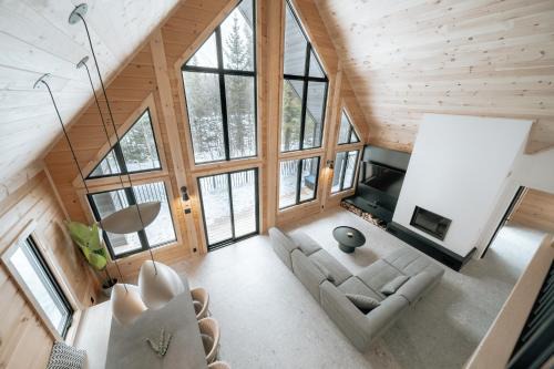 Amherst Chalet De Esquí | Le Mitik Tremblant - SPA - LACS - PLAGES - JEUX