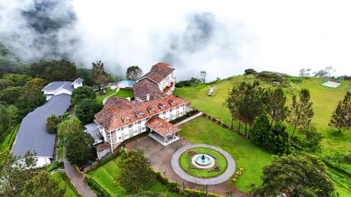 Pallivasal Complejo | Le Montfort Resort