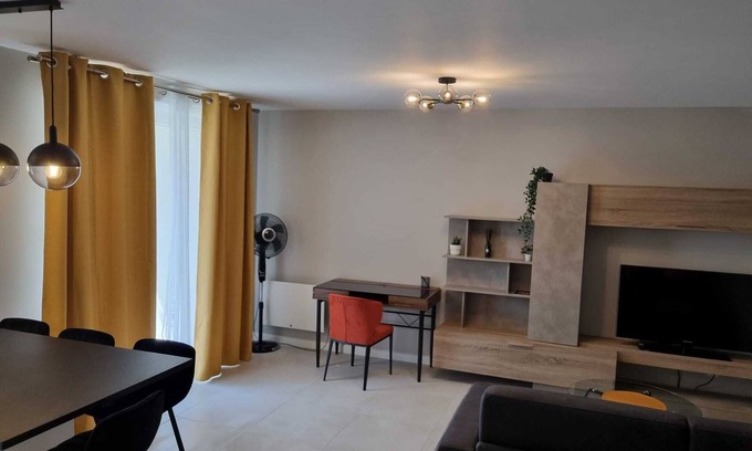 Mondonville Apartamento | Le Monti, upscale apartment near airbus and 5 min from MEETT, and airport