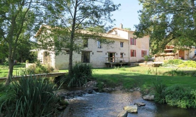 Mazieres-sur-Beronne Cama Y Desayuno | Le Moulin de Charzay, Éco-gîte Familial en Deux-sèvres, Nouvelle Aquitaine