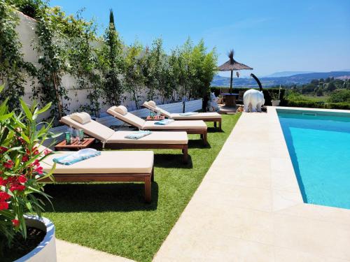 Le Beausset Cama Y Desayuno | Le Nid Bleu