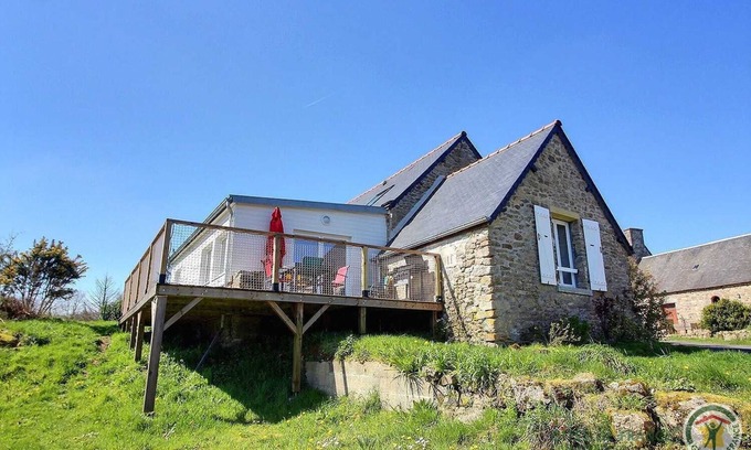 Bourbriac Casa | Le Nid D'hirondelles
