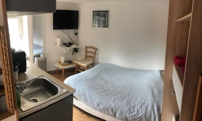 Besancon Apartamento | "Le Nid", Petit Studio Près du Centre Historique