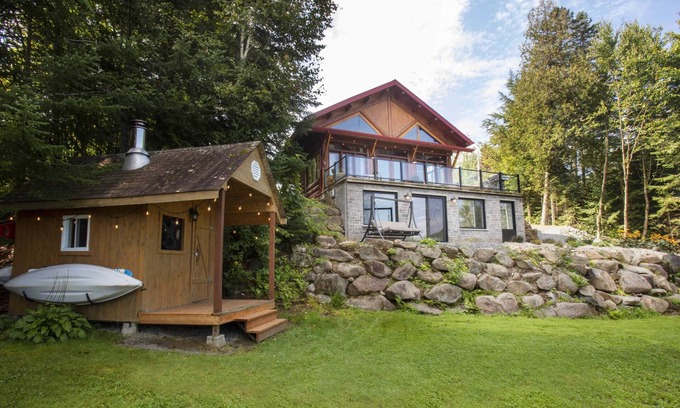 Lambton Casa | Le Oly | Chalet en bois rond | Bord de Lac