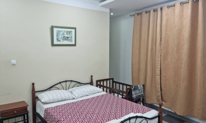 Hydra Apartamento | Le P'tit Urbain, Large apartment +parking lot