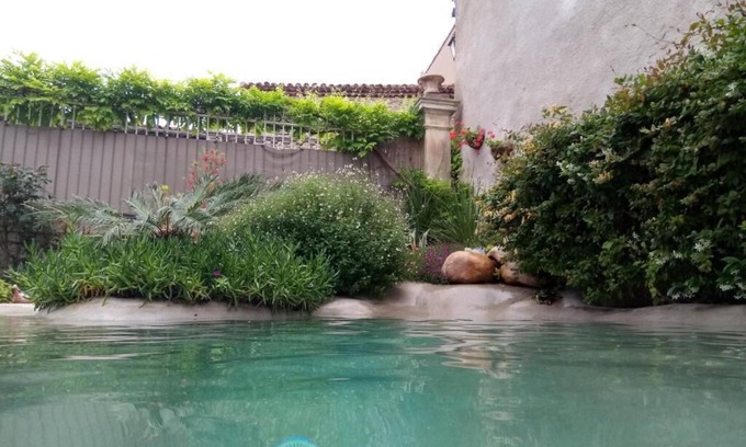 Verzeille Cama Y Desayuno | Le Patio des Senteurs