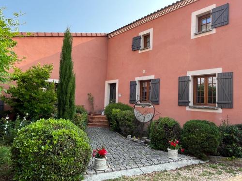 Parentignat Casa | Le Patio