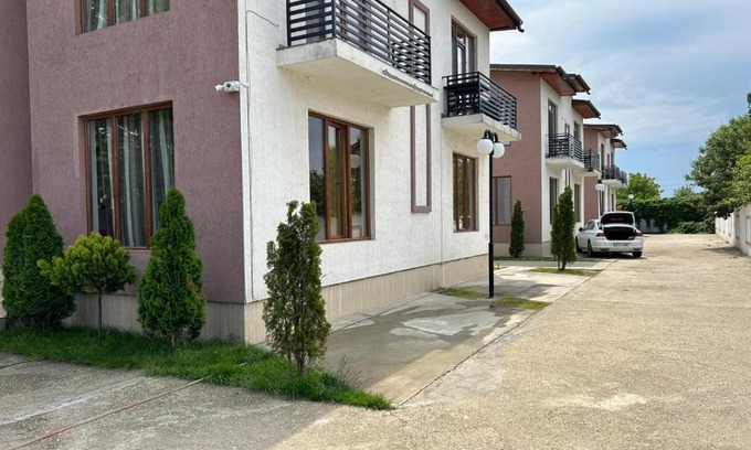 Afumati Casa | Le Patrick