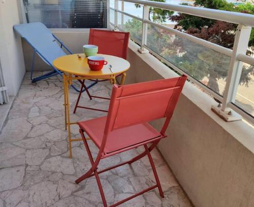 Les Sablettes Apartamento | Le Perroquet Appart' aux Sablettes plage parking