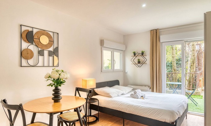 7th Arrondissement Apartamento | Le Petit Atelier - Climatisé + extérieur - Jean Macé