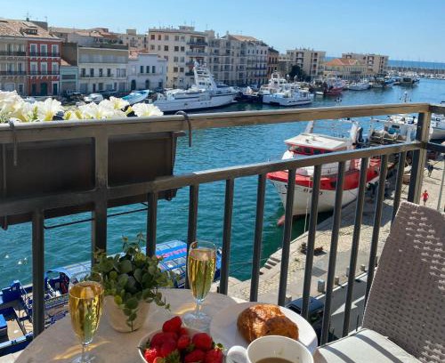 Sete Apartamento | Le Petit Bijou Sète, 4 appartements au centre ville, 3 avec vue canal