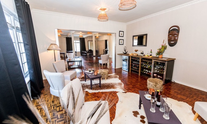 Durbanville Casa | Le Petit Chateau
